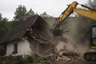 Developeři budou smět lidem bourat domy. Bránit se bude takřka nemožné